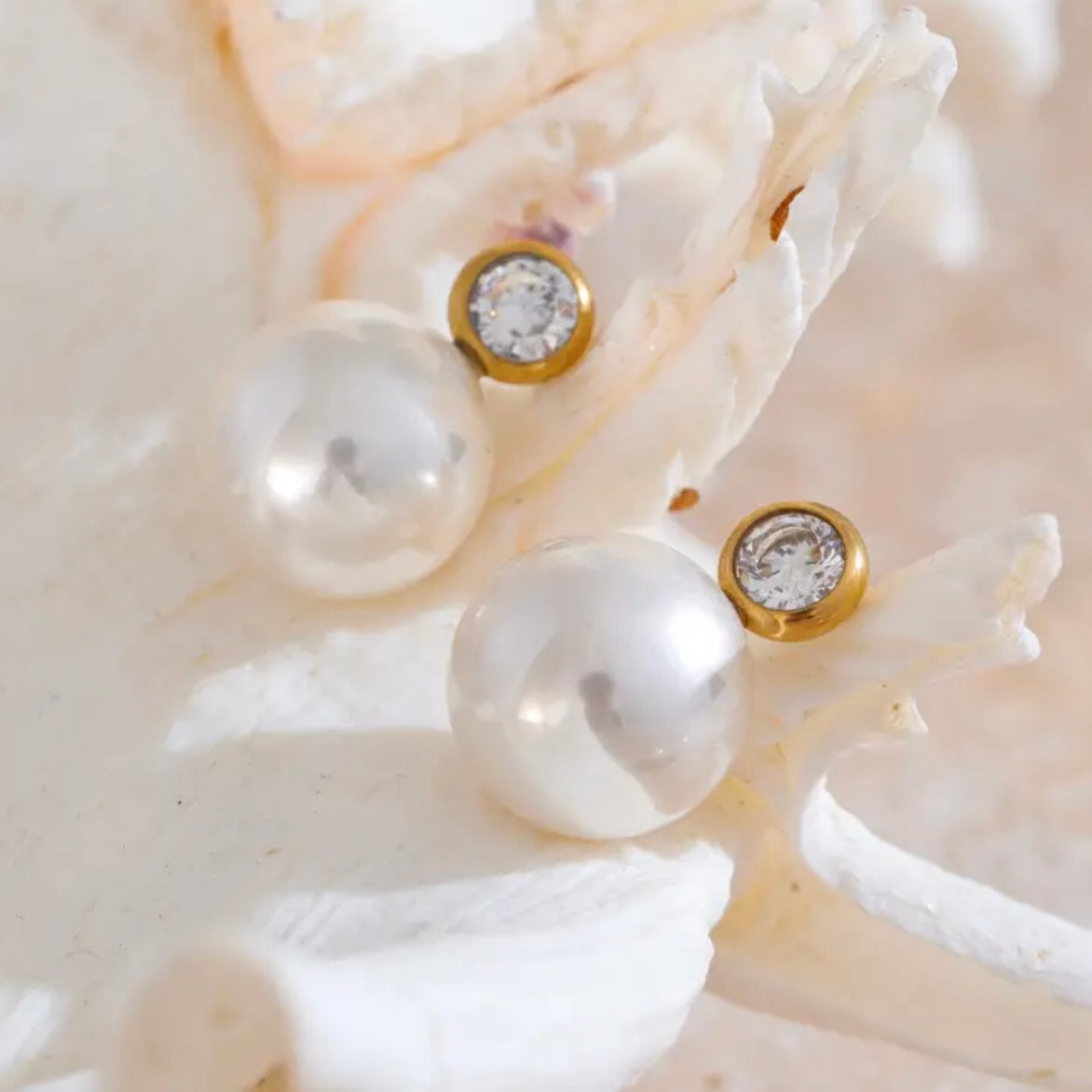 Large Pearl Cz Studs