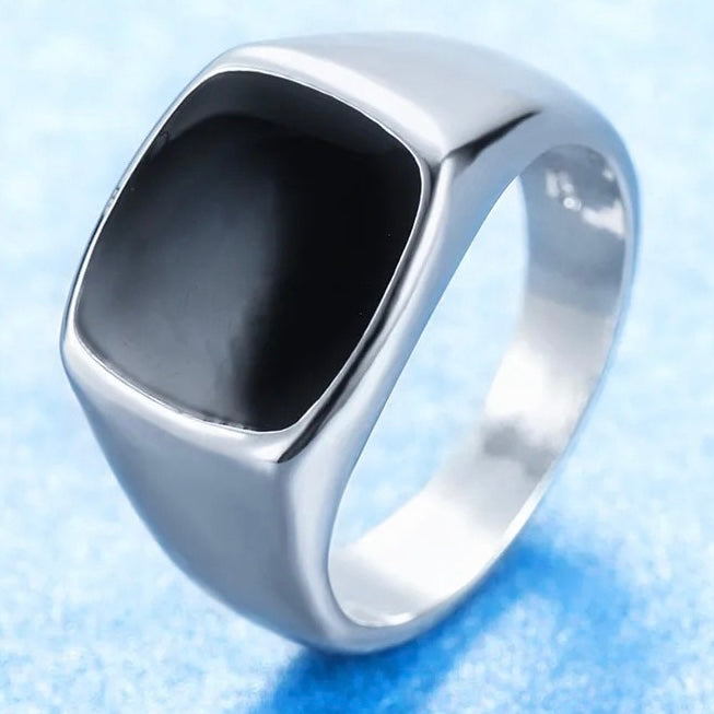 Signet Ring