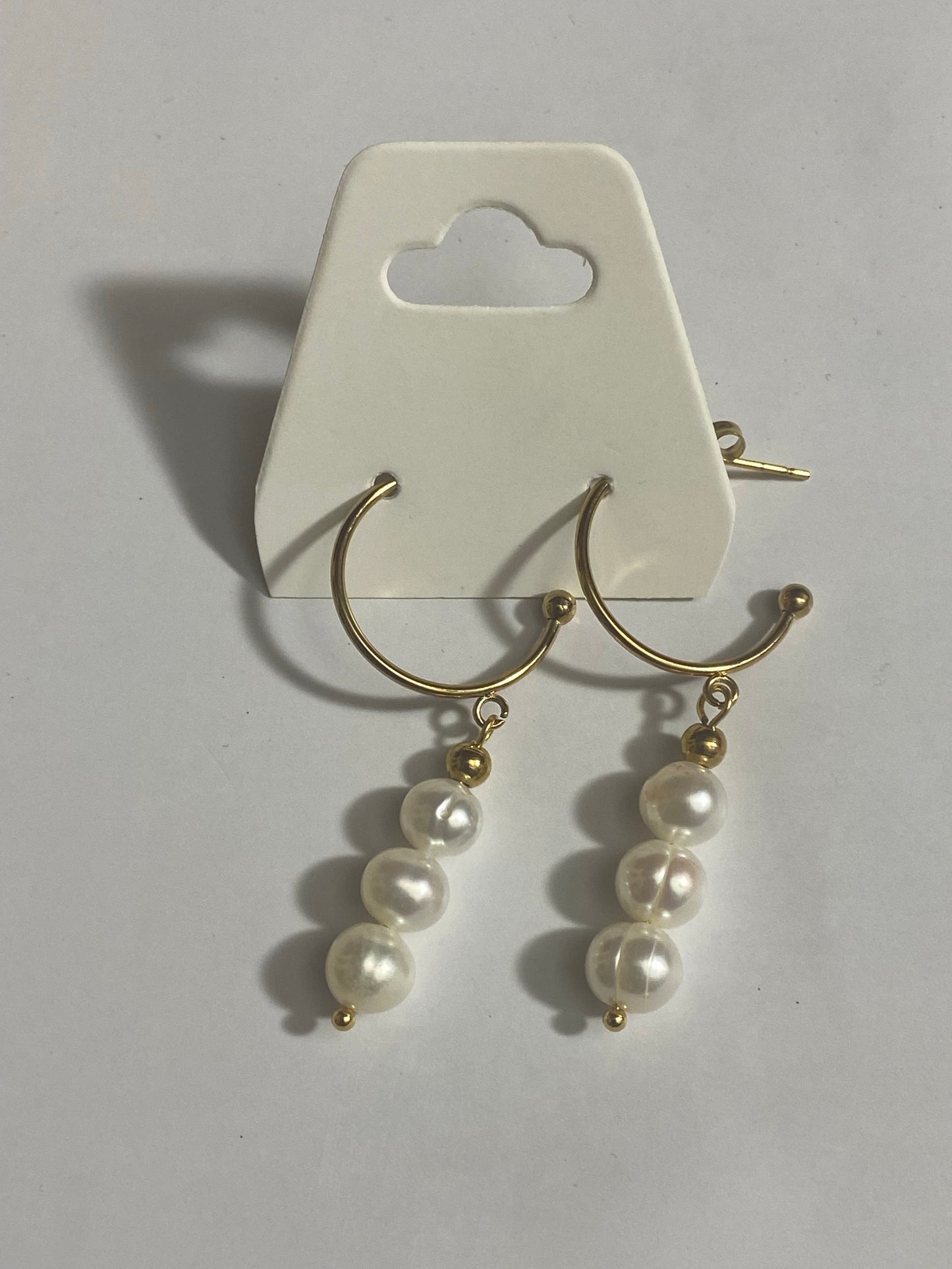“Constantina” Pearl Earrings #E305