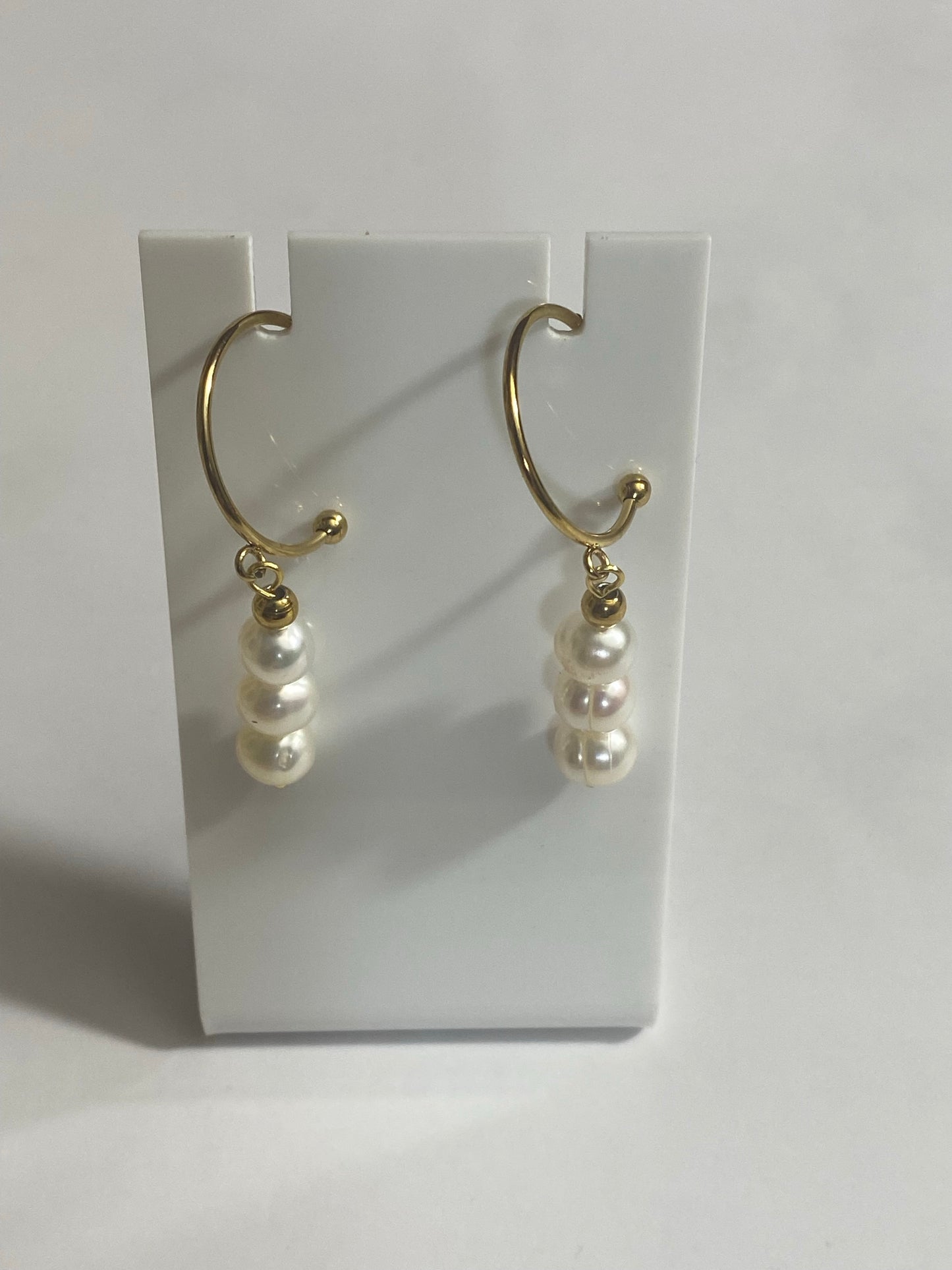 “Constantina” Pearl Earrings #E305