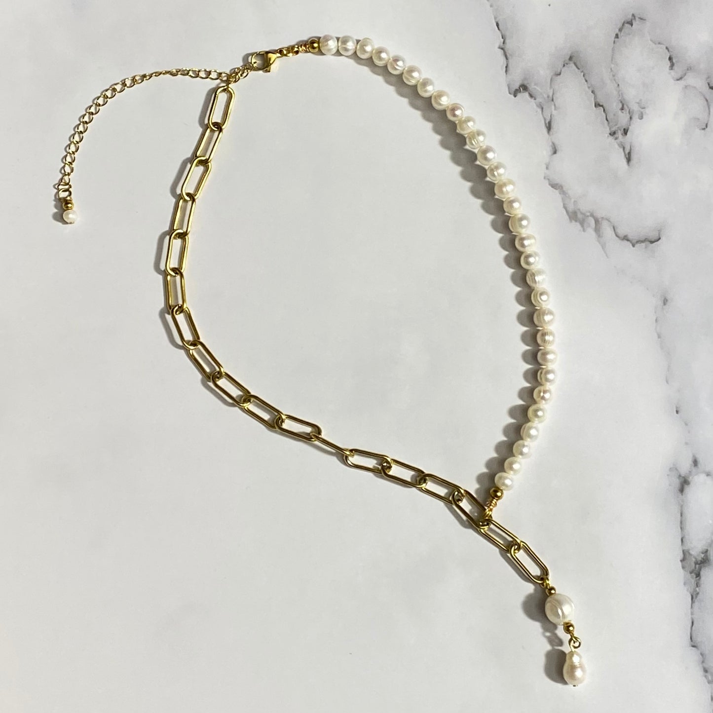 Kalli Pearl and Chain Necklace