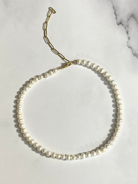 “Pearl” Full Beaded Necklace