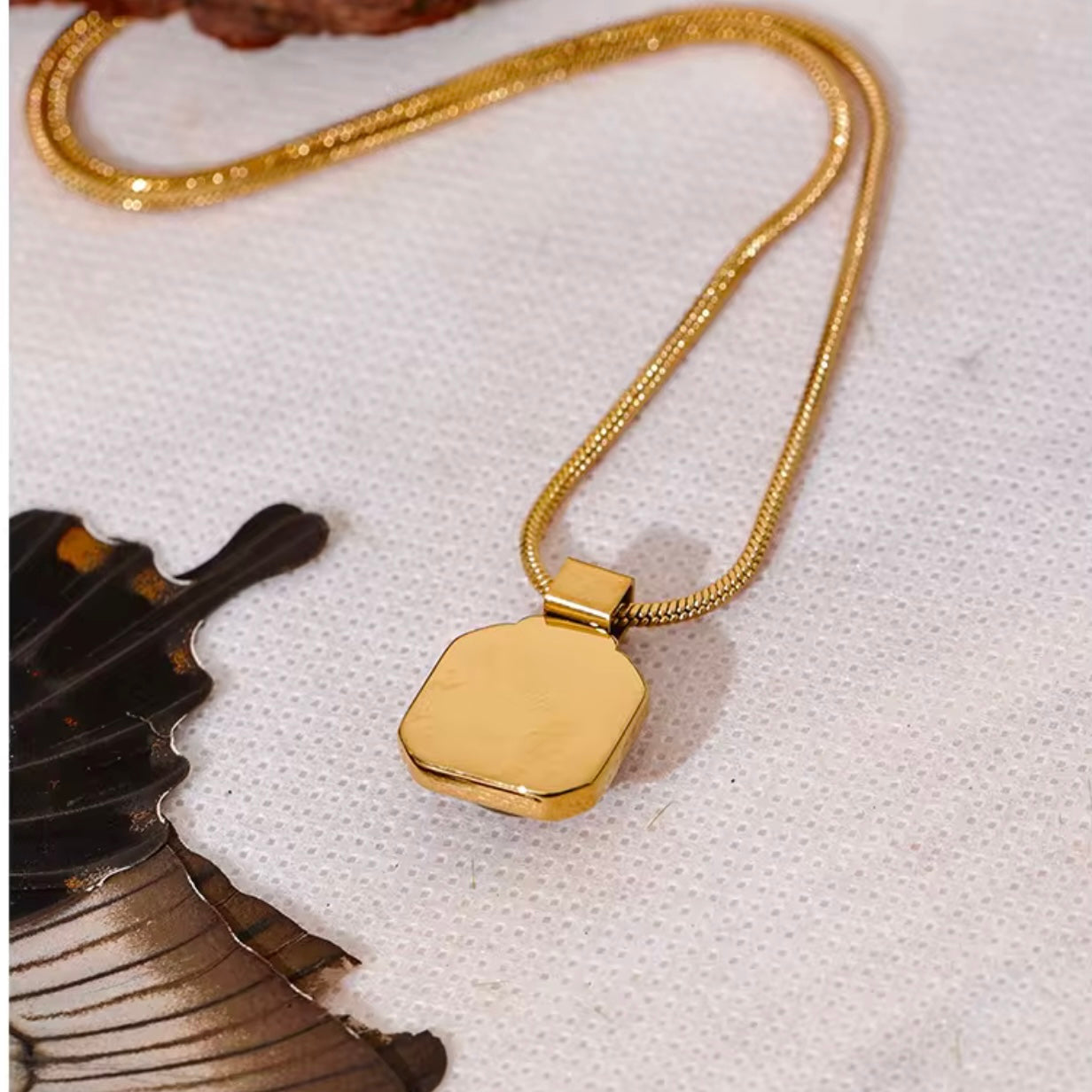 Tigers Eye Bezel Necklace