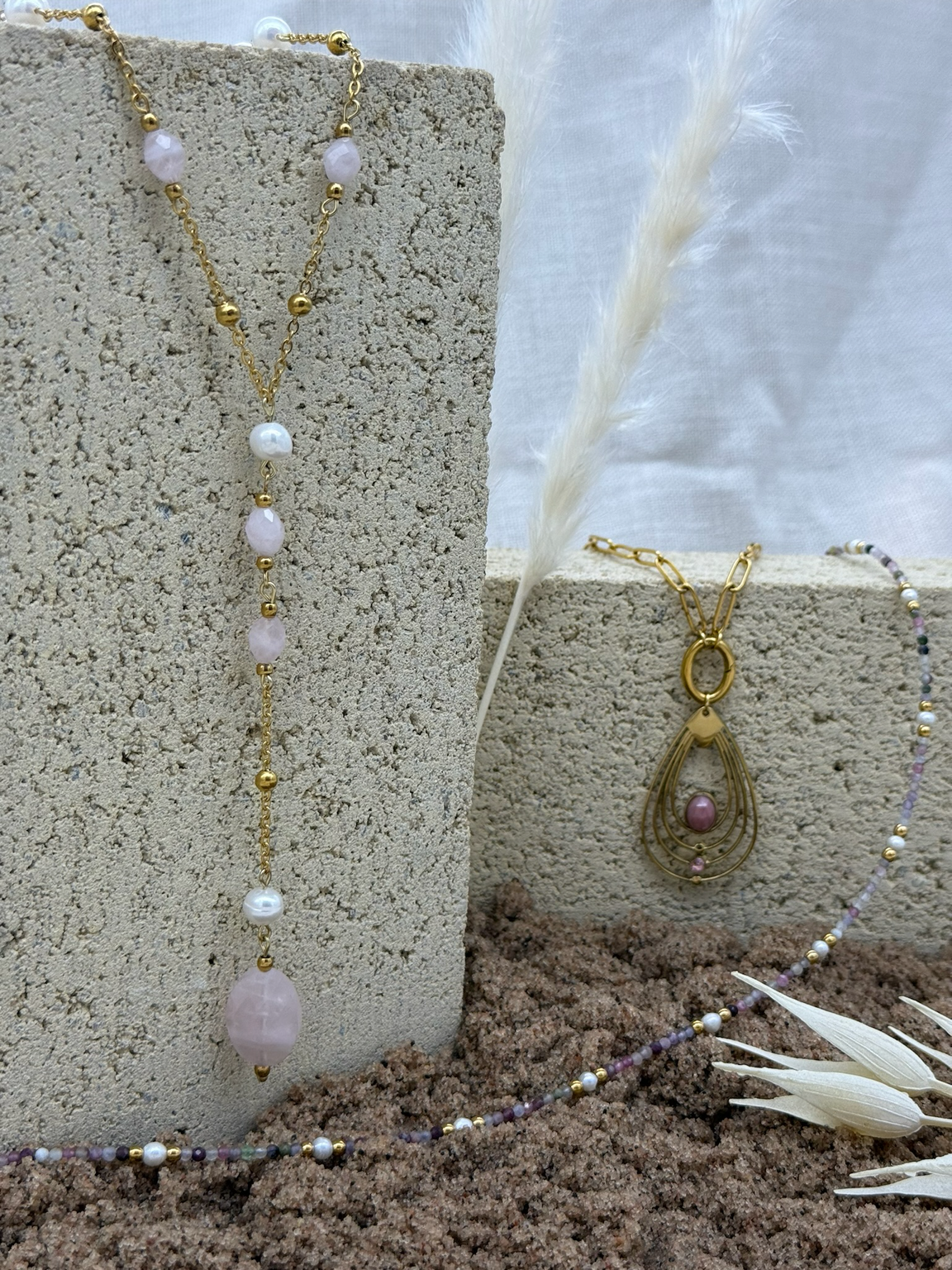 Aurora Lariat Rose Quartz Necklace