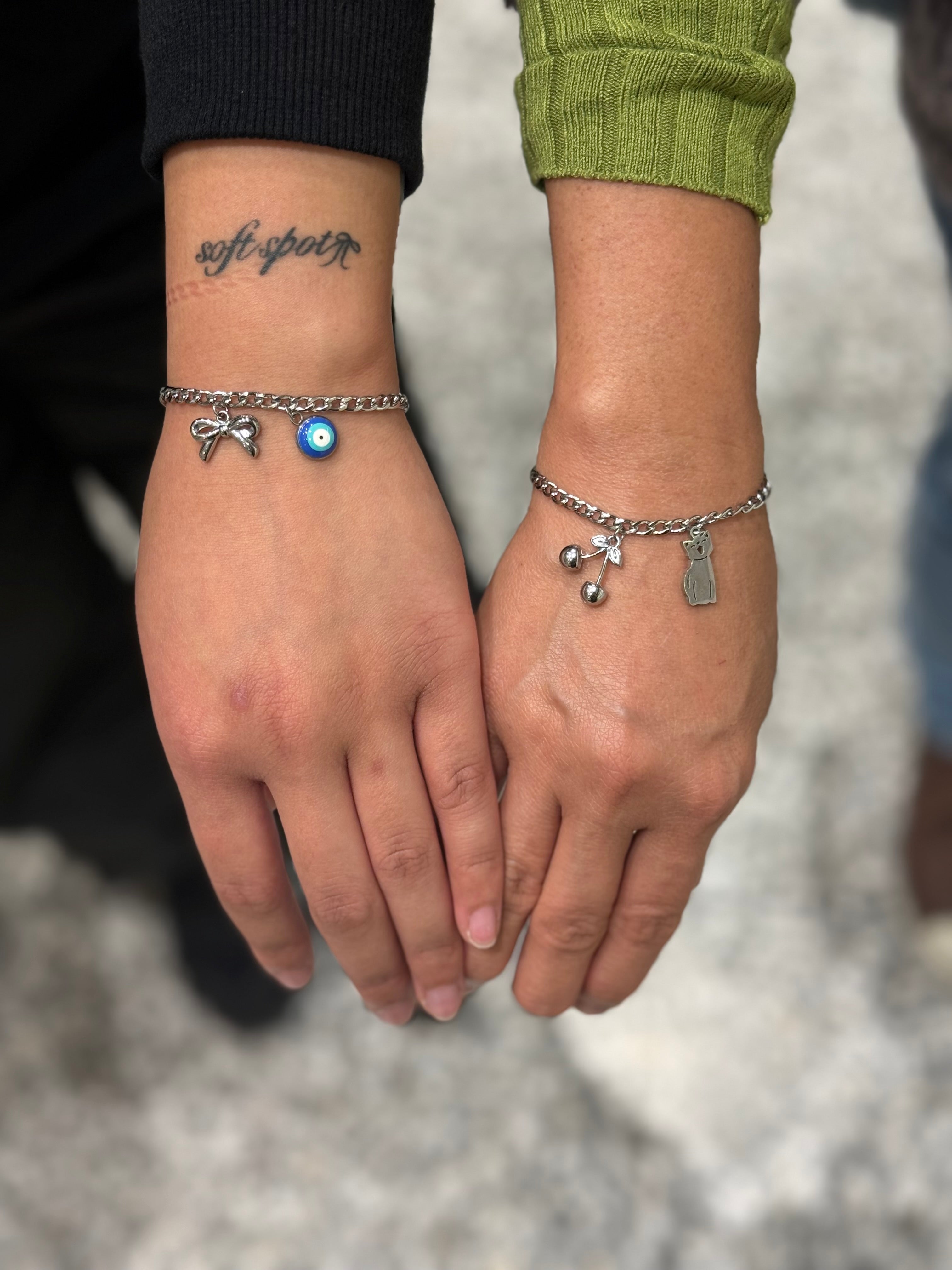 Sip and Charm Class at Kalli James Eastland