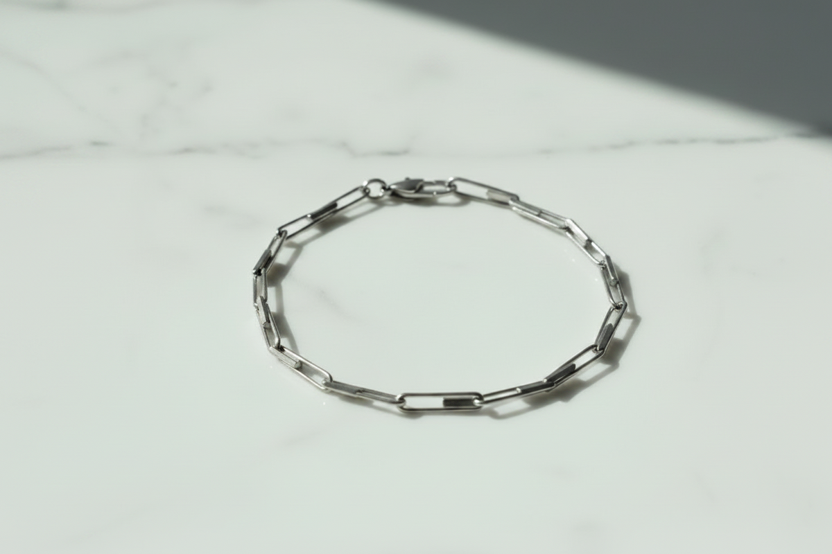 2.5 x 4.5mm Paperclip Chain Bracelet