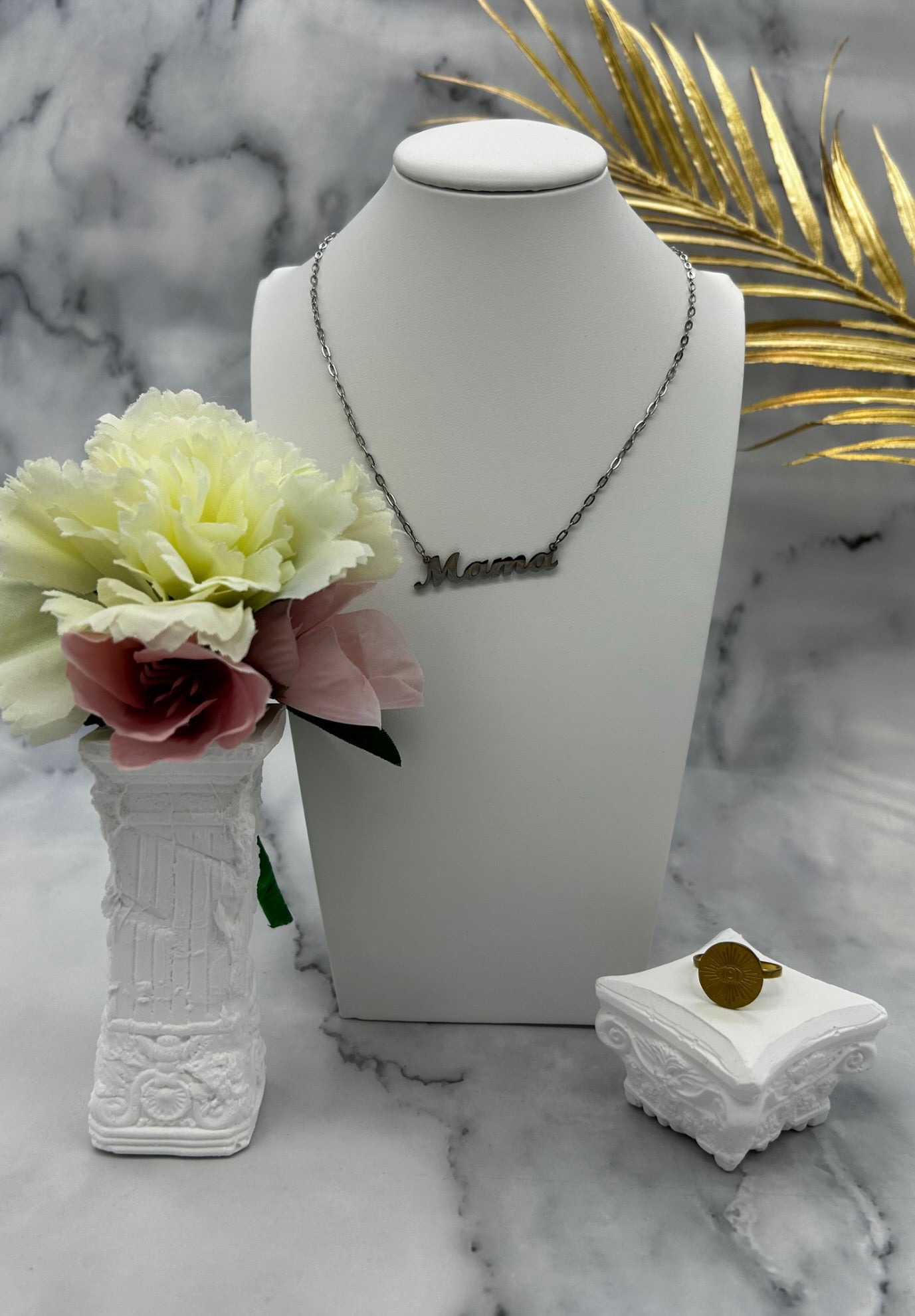 Mama Name Plate - Necklace