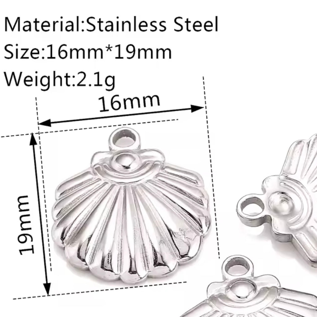 Sea Shell Charm