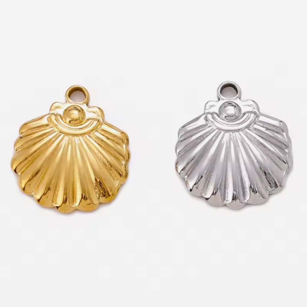 Sea Shell Charm