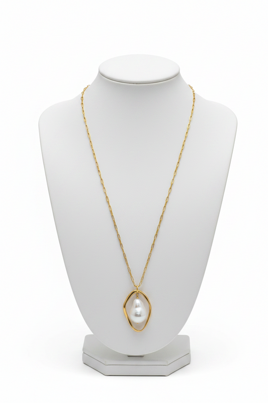 The Oyster Necklace