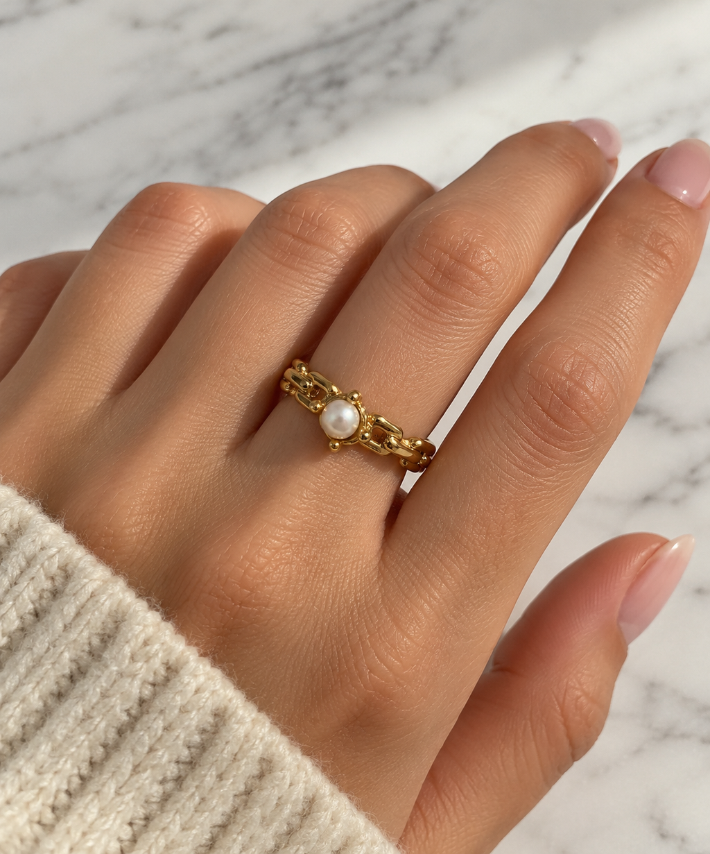 Raina Ring