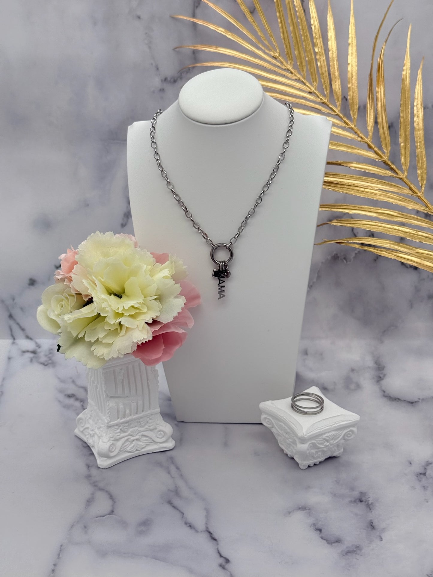 Mama Sparkle - Necklace