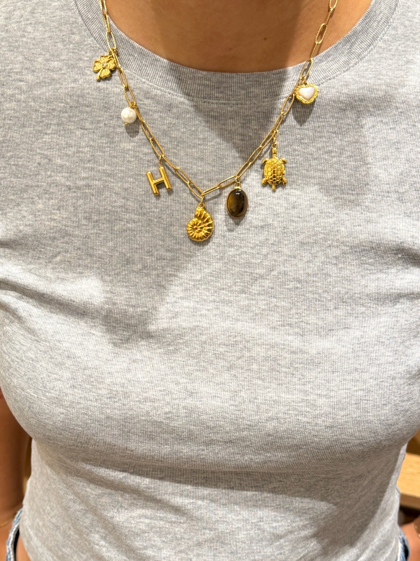 Sip and Charm Class at Kalli James Eastland