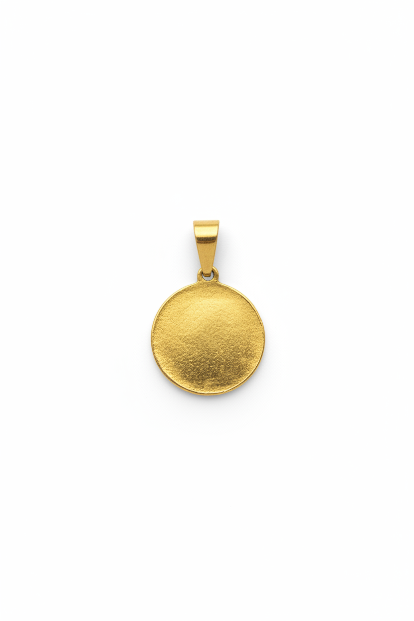 Eye of Horus Round Pendant