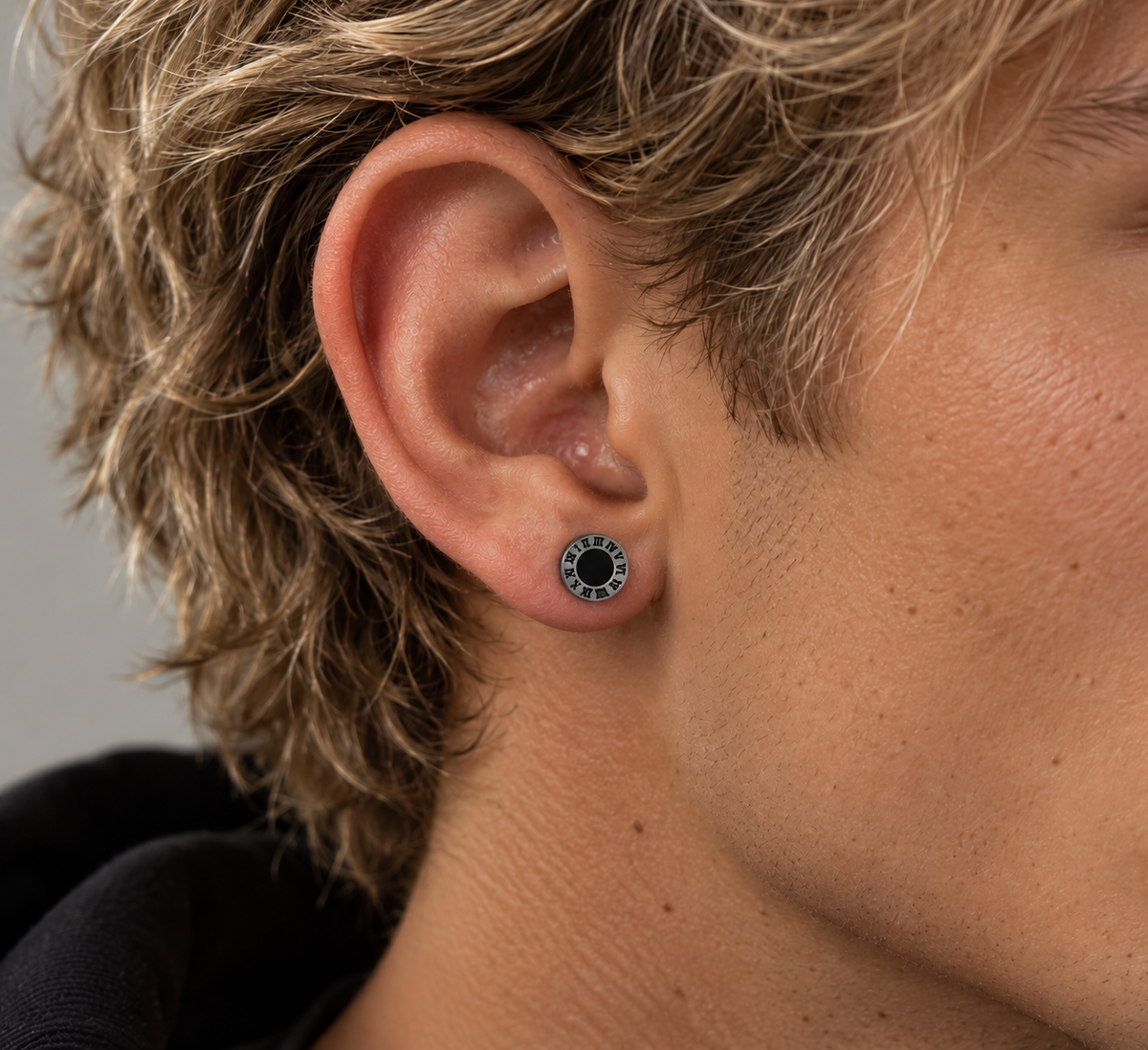 Black Stainless Steel Roman Studs (8mm)