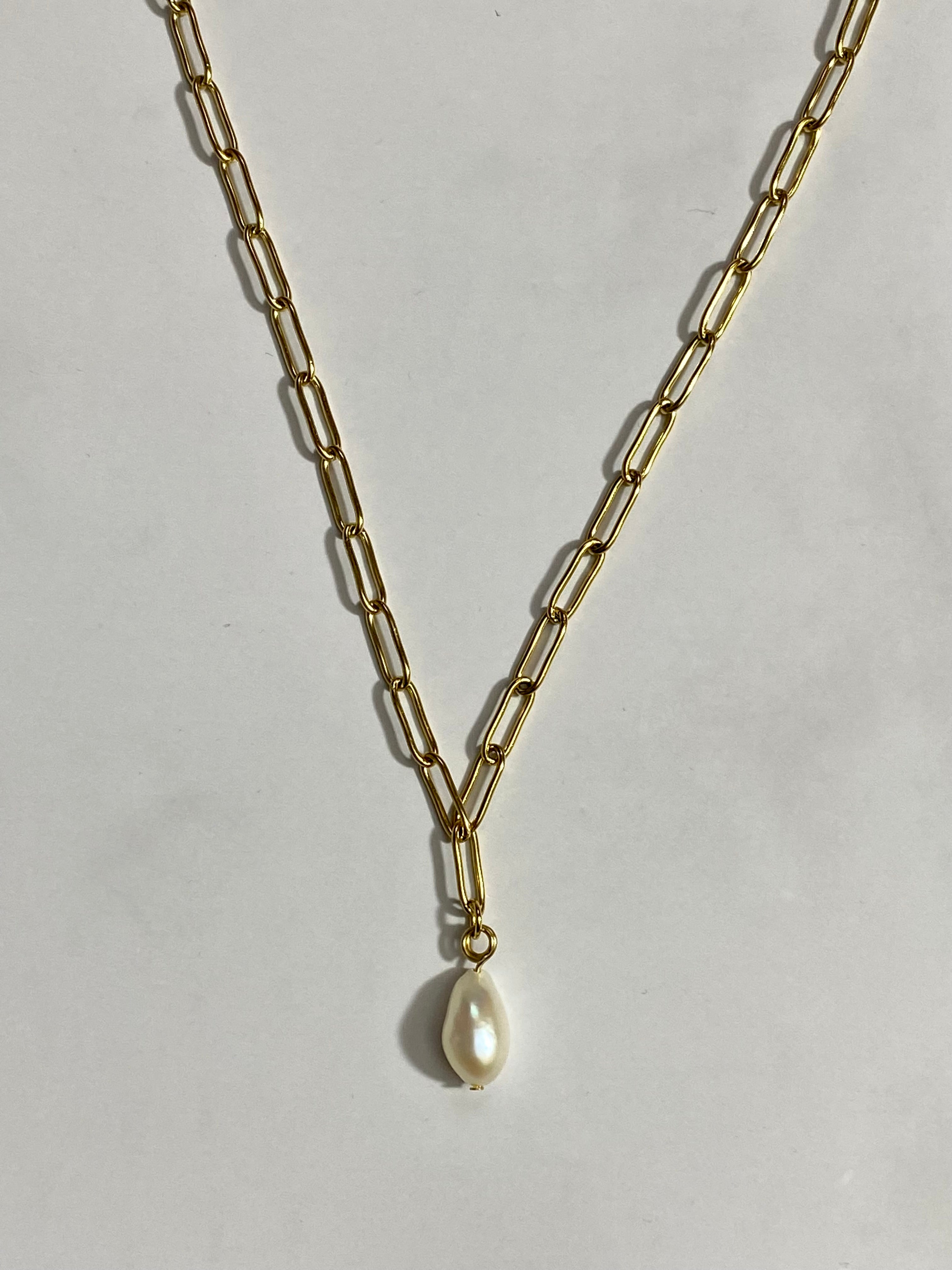 “Elektra” Pearl Drop Necklace #N401