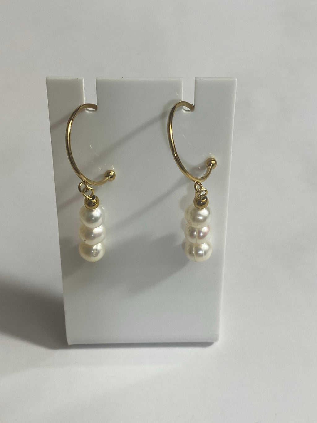 “Constantina” Pearl Earrings #E305