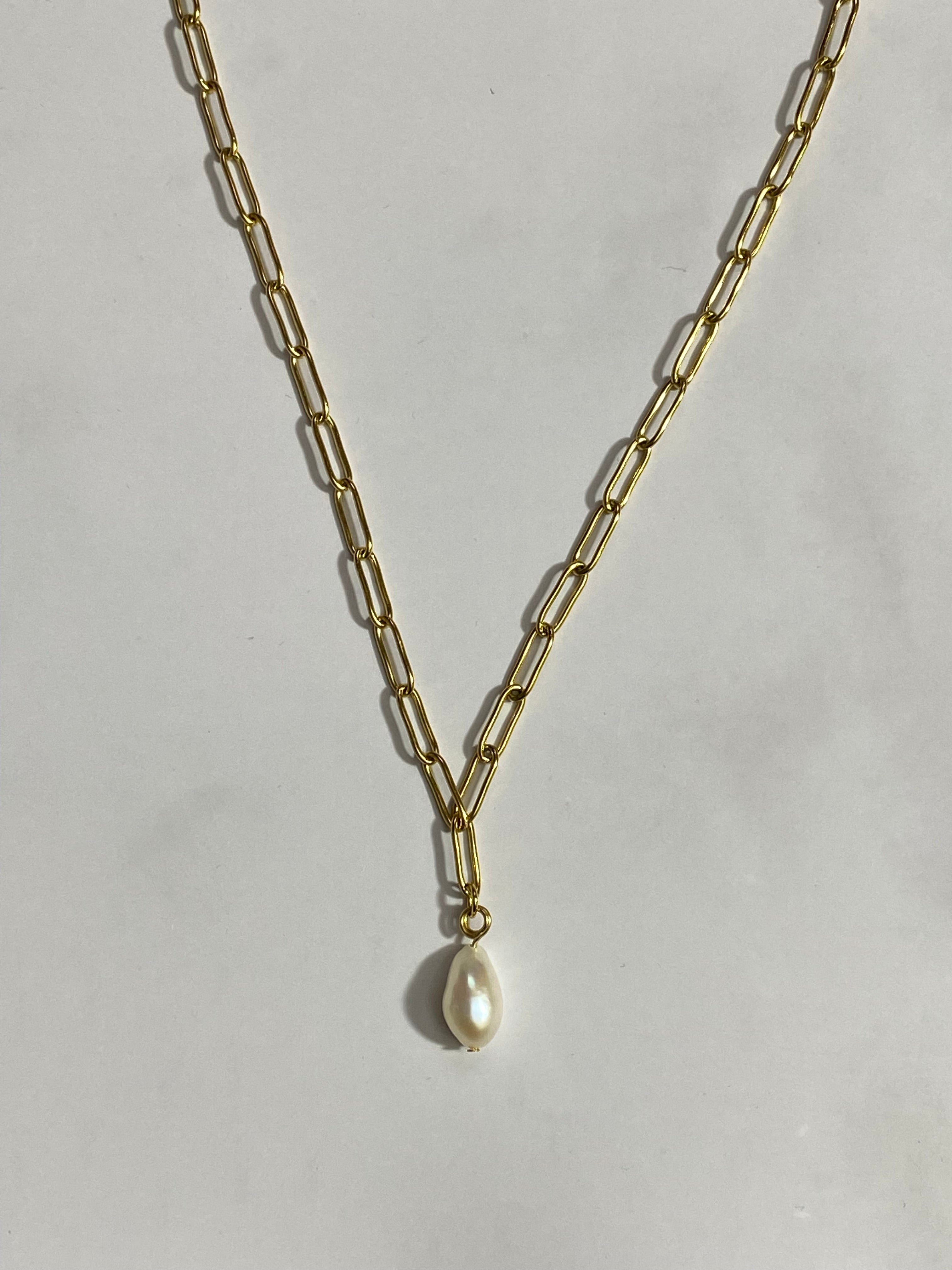 “Elektra” Pearl Drop Necklace #N401